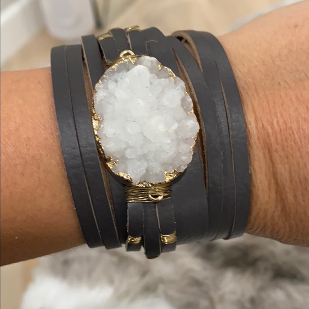 Leather bracelet - Picture 3 of 4